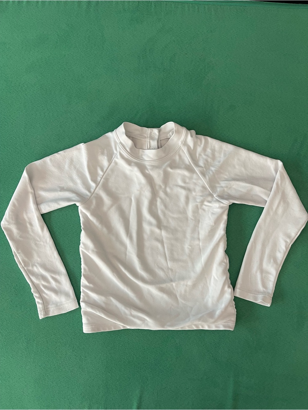 Minnow unisex crane white rashguard, size 3/4T